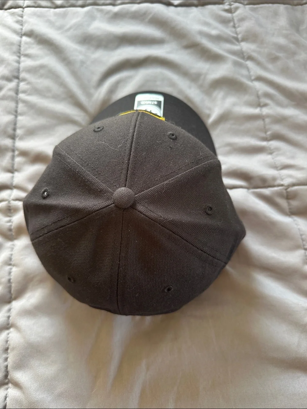 NHL '47 Black and Yellow Boston Bruins Hat